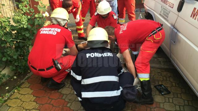 Trei persoane au primit îngrijiri medicale de la echipajele SMURD