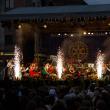 Aproape 6.000 de suceveni s-au bucurat de o seară unică, cu muzică de calitate, lasere şi artificii, în centrul Sucevei