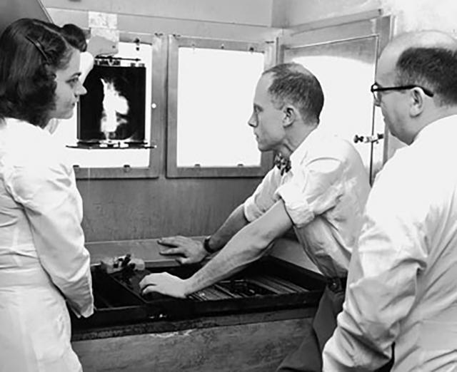 „Caravana de radiografie medicală”