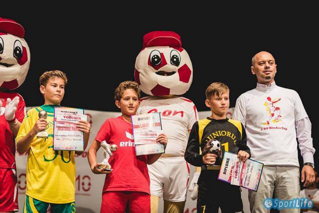 ACS Juniorul Suceava a câștigat trofeul Cupei E.ON Kinder