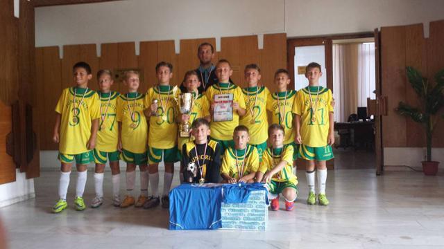 ACS Juniorul Suceava a câștigat trofeul Cupei E.ON Kinder