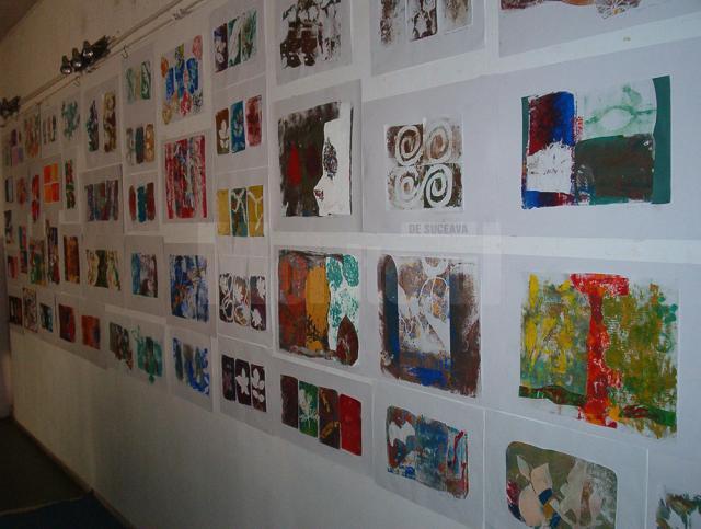 Expoziţia atelierelor de pictură şi sculptură „Din secretele maeştrilor – lumină şi culoare”