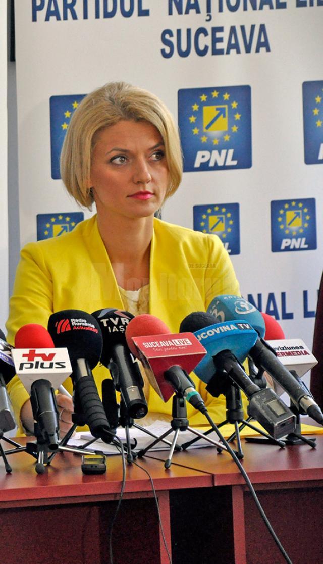 Alina Gorghiu: „Decizia a fost luată pentru ineficienţă în activitatea politică”
