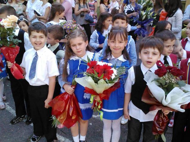 Festivităţile care marchează debutul noului an şcolar sunt programate între orele 8 şi 13