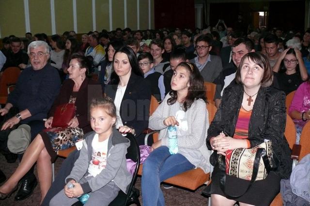 “Despre amor, omor şi umor” cu Trupa de teatru “Birlic”