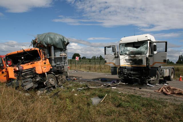 Accidentul petrecut pe 15 august 2012, pe DN 2E, la Rădăşeni