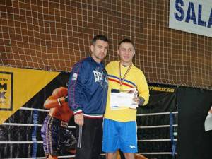 Ionuţ Lazăr Nechita va fi însoţit în Uzbekistan de antrenorul Andu Vornicu