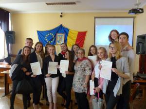 A zecea generaţie de elevi care a susţinut testarea la Colegiul „Petru Rareş”
