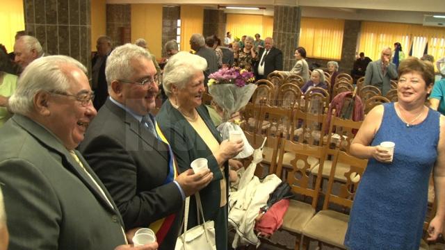 Cuplurile de aur, felicitate de primarul Ion Lungu pentru sărbătorirea a 50 de ani de căsătorie