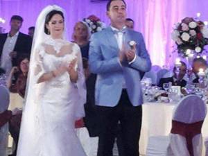 Îndrăgita interpretă de muzică populară Viorica Macovei s-a căsătorit sâmbătă, 26 septembrie, la Gura Humorului