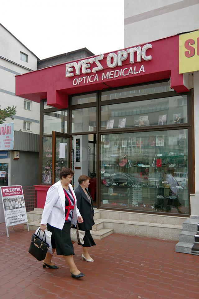 Magazinul Eye's Optic, recent deschis pe bulevardul George Enescu