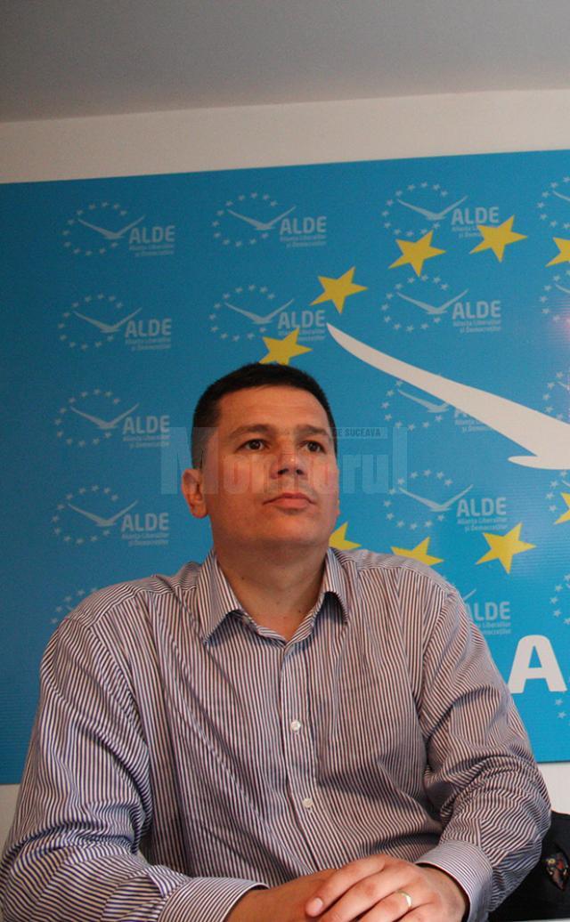 Deputatul ALDE de Suceava, Cezar Cioată, şi-a anunţat, ieri, intenţia de a candida la funcţia de primar al municipiului Suceava