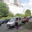 Mobilizare de forţe pentru refacerea trotuarelor din zona Catedralei de pe Mărăşeşti