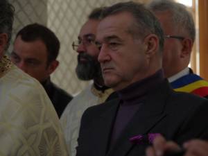 George Becali a fost prezent în calitate de finanţator al lucrărilor de ridicare a catedralei