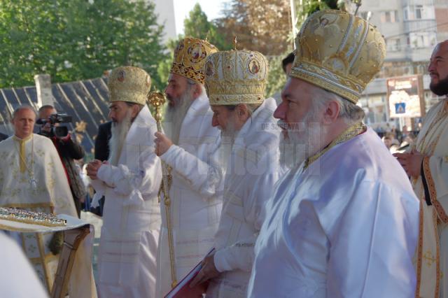 Sfinţirea Catedralei Naşterea Domnului