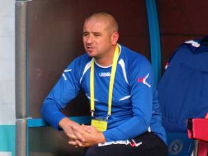Antrenorul Dănuț Mândrilă este de părere că echipa sa trece printr-un moment dificil, de care speră să treacă cât mai repede
