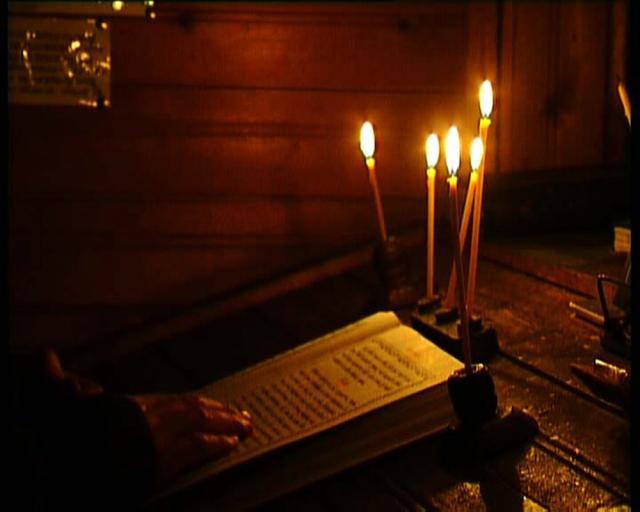 Rugăciune. Foto: www.cuvantul-ortodox.ro