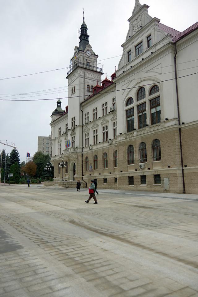 Modernizarea zonei centrale a fost finalizată pe porţiunea din jurul Palatului Administrativ