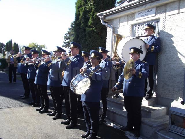 Ceremonial militar şi religios pentru cinstirea memoriei eroilor Armatei Române