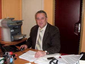 Juristul Dorin Robu a devenit, pentru a treia oară, manager al Spitalului Municipal „Sf. Doctori Cosma şi Damian” din Rădăuţi