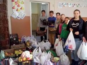 Campania umanitară „Săptămâna fructelor şi legumelor donate”