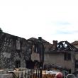 Case foarte apropiate distruse în incendiu
