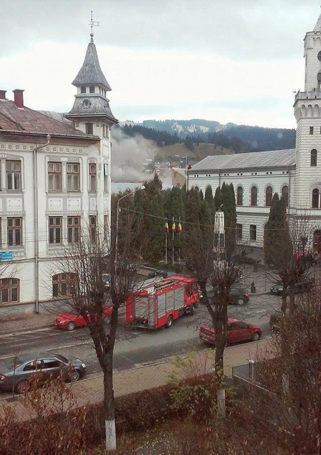Alarma de incendiu s-a dat miercuri, în jurul orei 13.30, la restaurantul Les Amis. Foto: Tiberiu Popescu