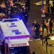 Focuri de armă au izbucnit în cinci locaţii din Paris, vineri seara, când mai multe terase şi restaurante au fost atinse de gloanţe. Foto: Reuters