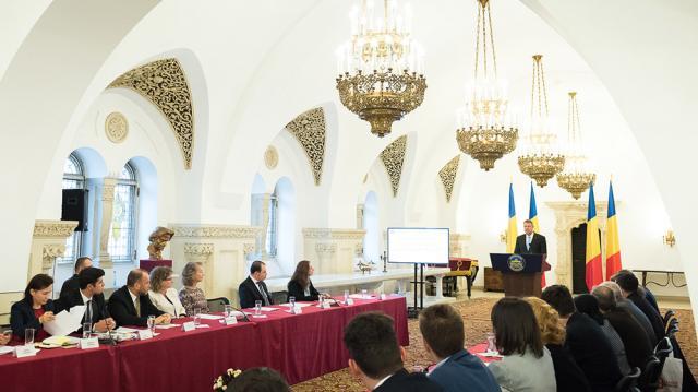 Întâlnirea tinerilor cu preşedintele Klaus Iohannis. Foto: www.presidency