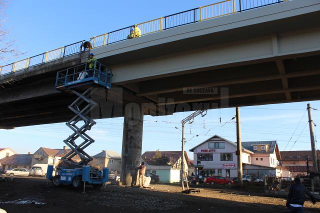 Traficul feroviar din zona Gării Iţcani este restricţionat din cauza lucrărilor de reabilitare a pasarelei CFR