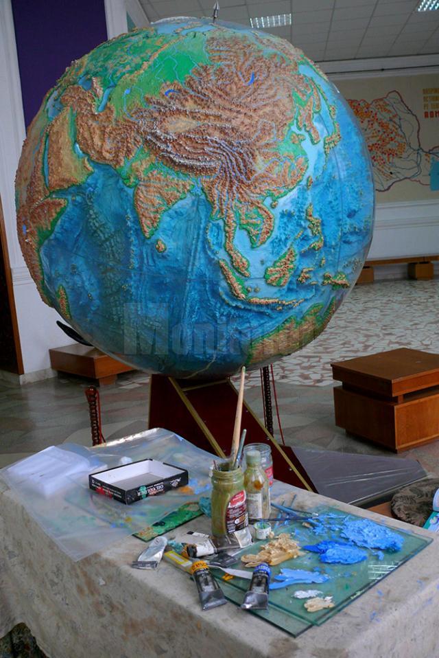 Globul pământesc de la Muzeul Apelor din Fălticeni a fost restaurat