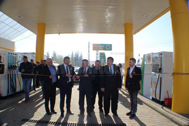 Inaugurarea benzinăriei de la Frasin