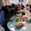 Elevii din Fălticeni, învăţaţi să mănânce sănătos