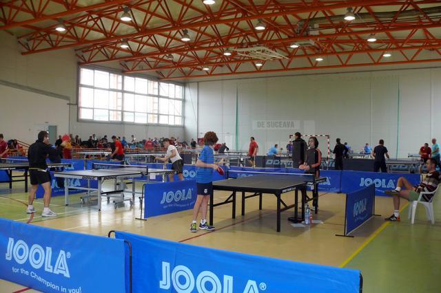Cel mai mare turneu de tenis de masă din Moldova s-a desfăşurat sâmbătă la Fălticeni