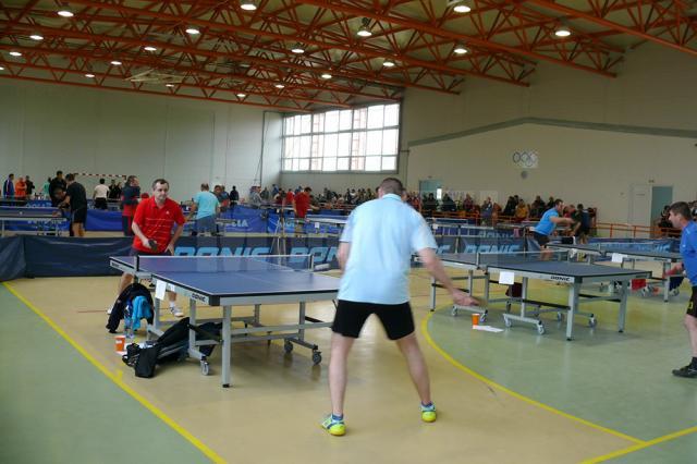 Cel mai mare turneu de tenis de masă din Moldova s-a desfăşurat sâmbătă la Fălticeni