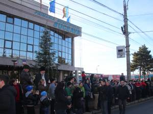 Spectaculoasa paradă a datinilor și obiceiurilor de iarnă din municipiul Suceava