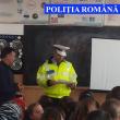 Poliţişti în zona unităţilor de  învăţământ
