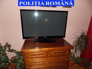 Percheziţii domiciliare