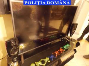 Percheziţii domiciliare