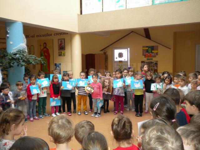 Preșcolarii de la Grădinița “Sf. Ioan cel Nou” l-au sărbătorit pe Mihai Eminescu
