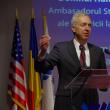 Ambasadorul SUA, Hans Klemm, a conferenţiat la Universitatea „Ştefan cel Mare”