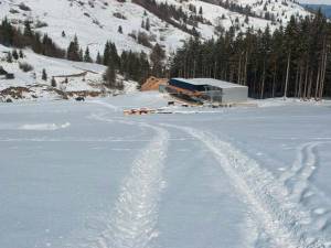 Tinerii din Câmpulung Moldovenesc vor finalizarea pârtiei de schi de pe Rarău