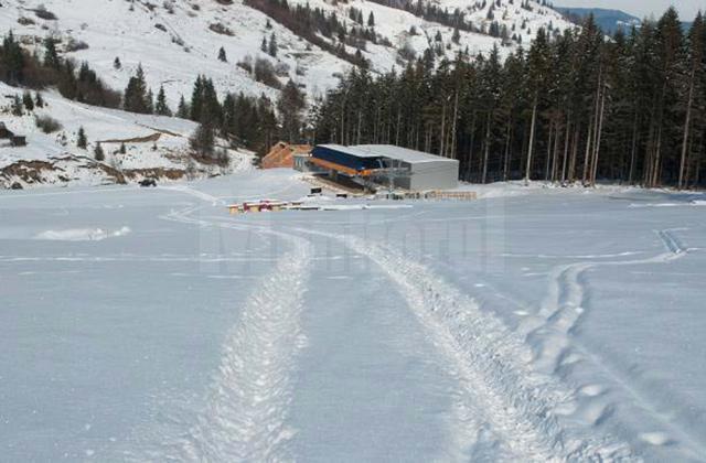 Tinerii din Câmpulung Moldovenesc vor finalizarea pârtiei de schi de pe Rarău
