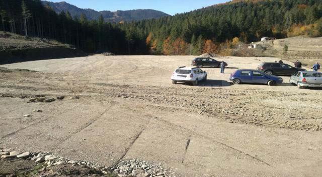 Tinerii din Câmpulung Moldovenesc vor finalizarea pârtiei de schi de pe Rarău