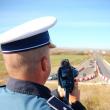 Un „pistol” radar cu laser a intrat de aproximativ două săptămâni în dotarea Serviciului de Poliţie Rutieră Suceava