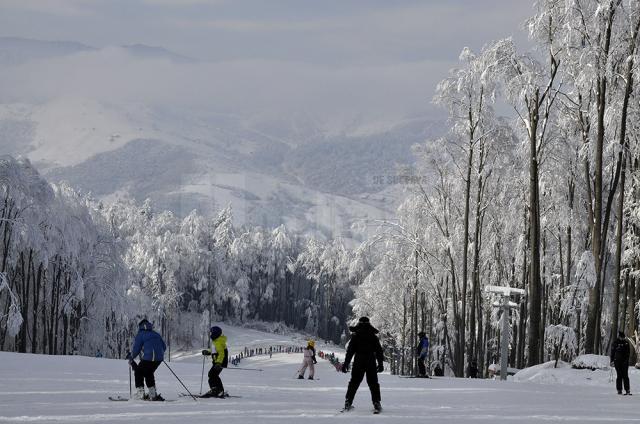 Cele două pârtii de schi din Gura Humorului vor fi deschise în acest weekend