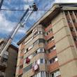 Intervenţia pompierilor la blocul din Burdujeni Foto: Elisei Boghean