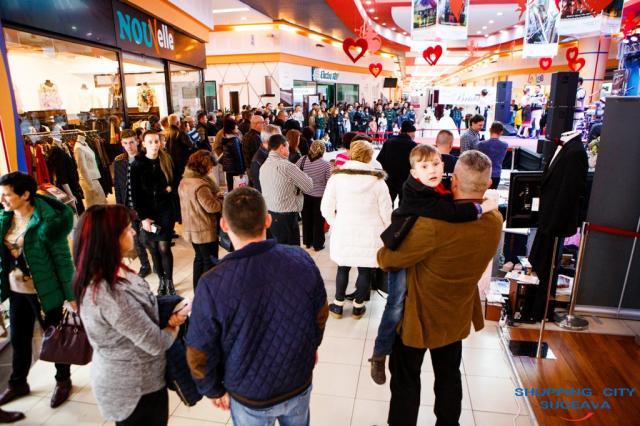 Peste 40.000 de vizitatori la Shopping City Suceava, pe durata Târgului de Nunţi "Trend Mariaj"