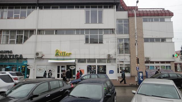 Magazinul General din Rădăuţi a fost închis de pompieri