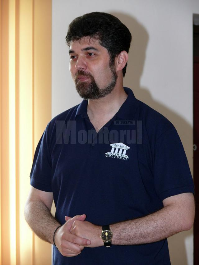 Preotul Liviu Mihăilă, candidatul PNL pentru funcţia de primar al municipiului Fălticeni